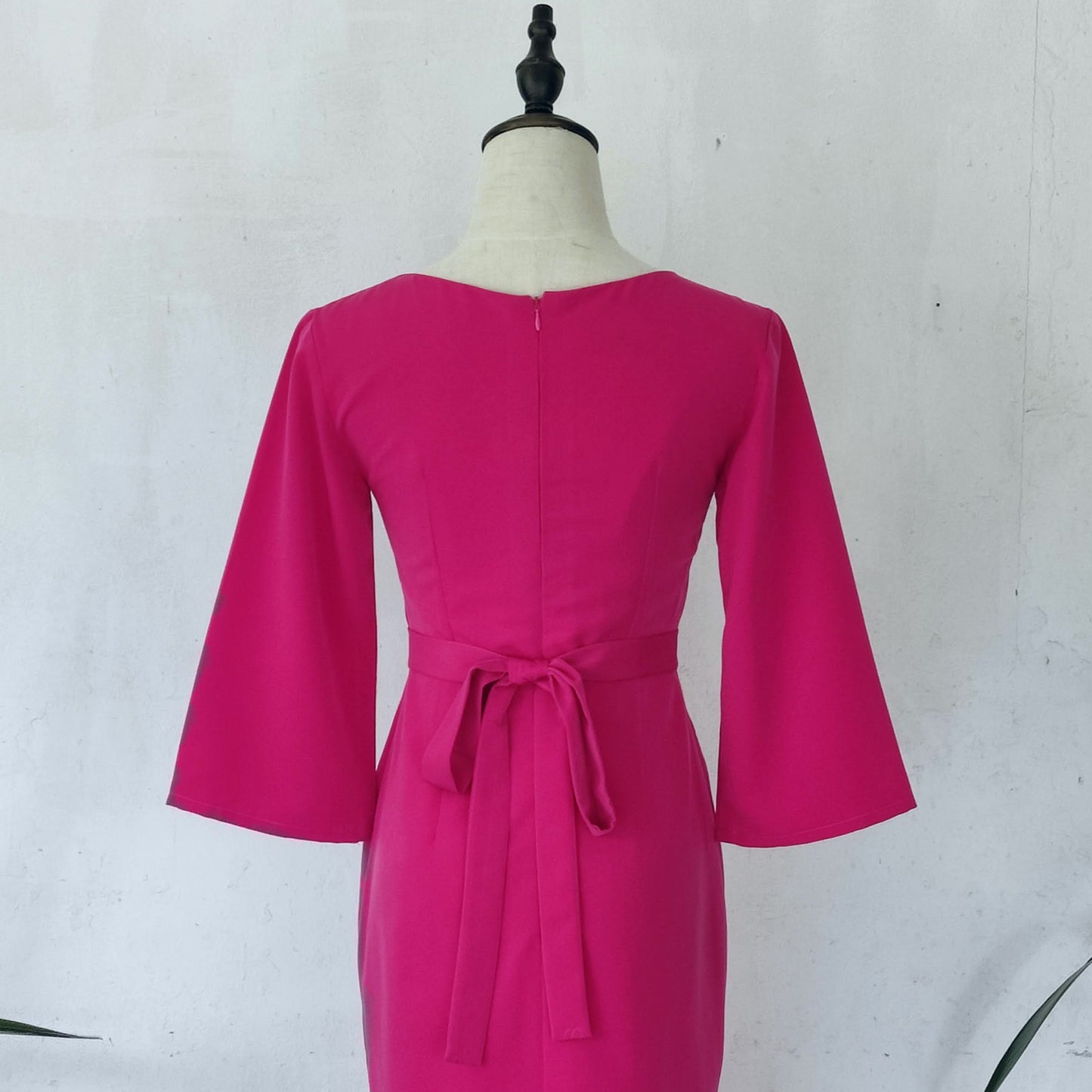 V-neck kimono sleeve pencil midi dress in fuchsia | posh affaires