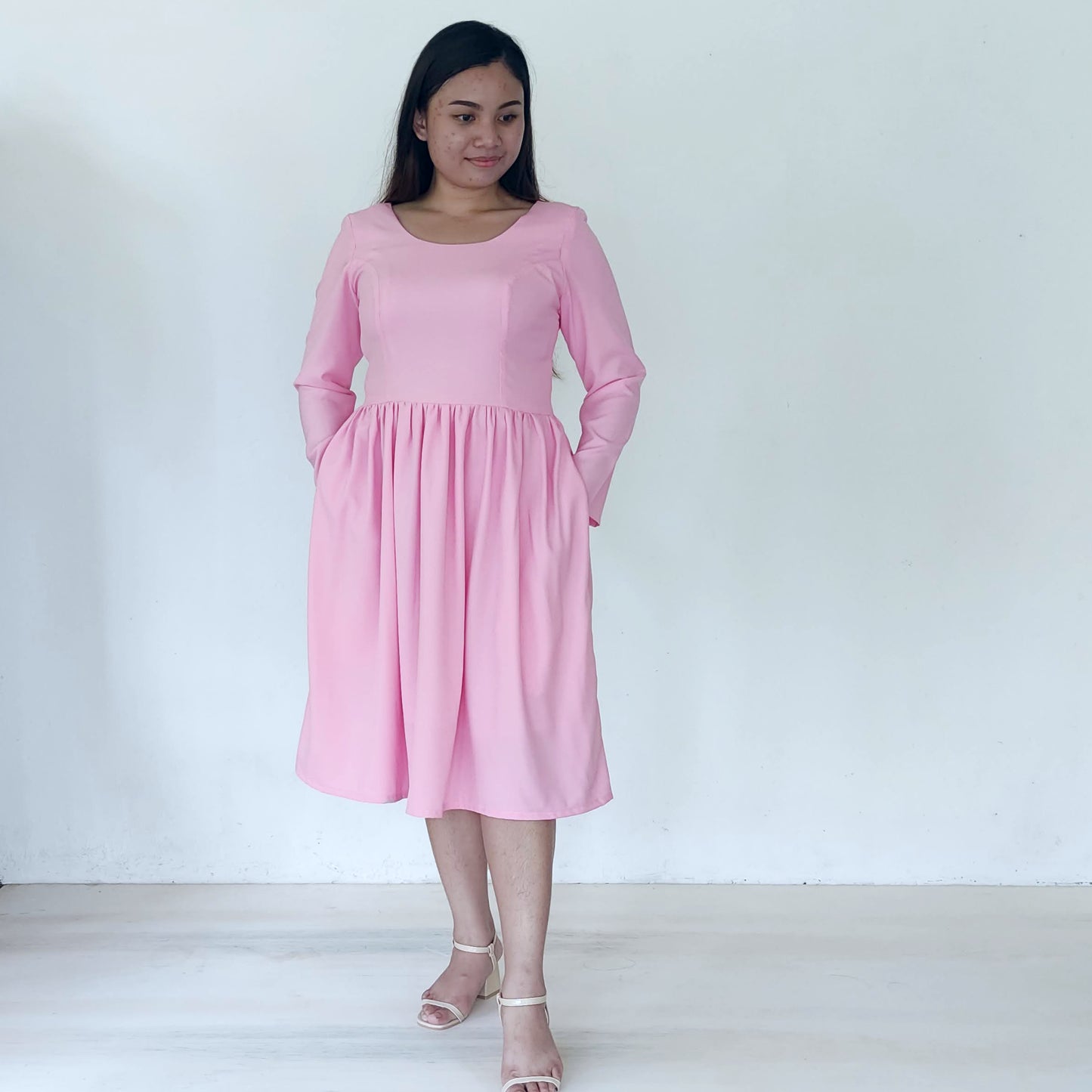 scoop neck long sleeve midi dress | baby pink | posh affaires