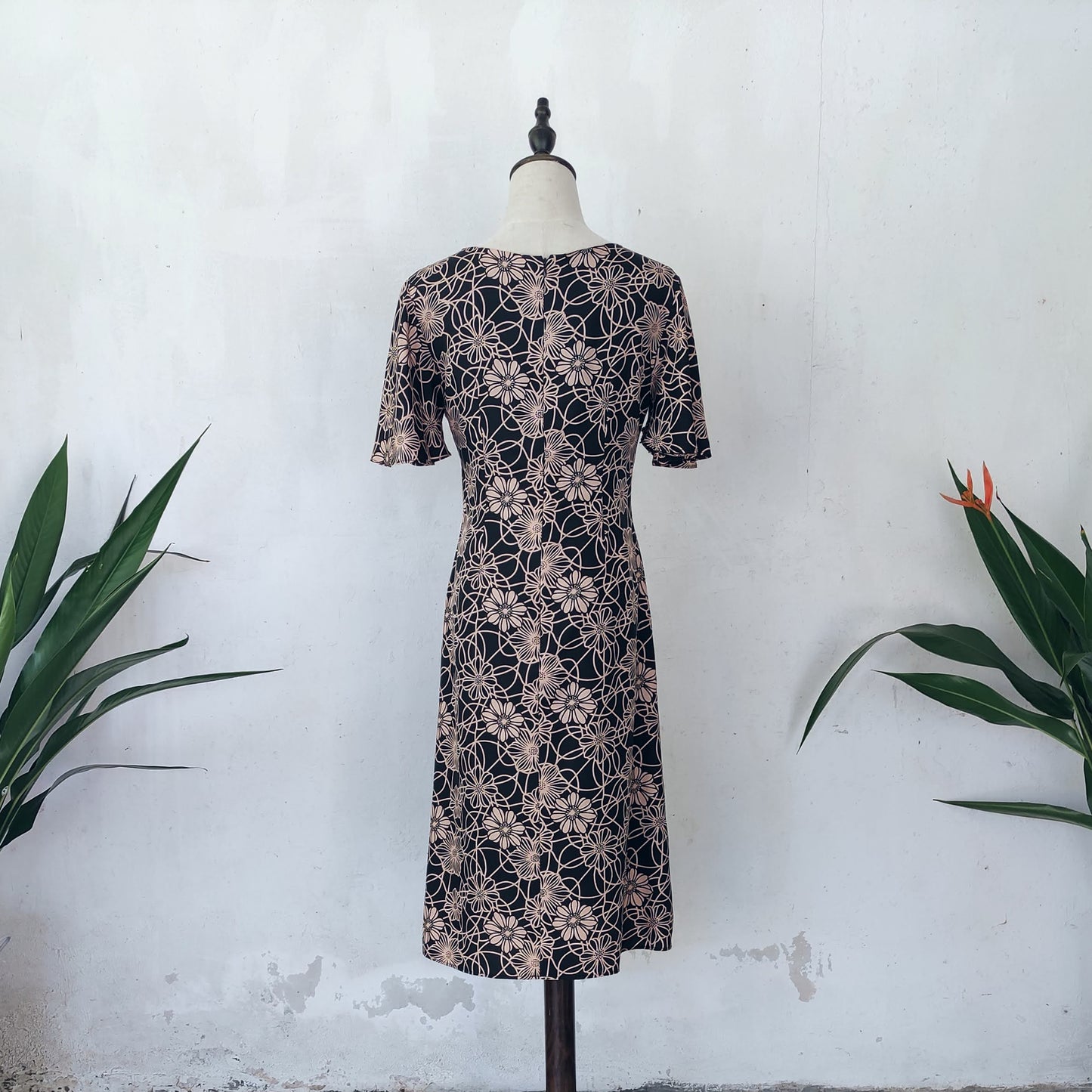 floral midi dress | black | posh affaires