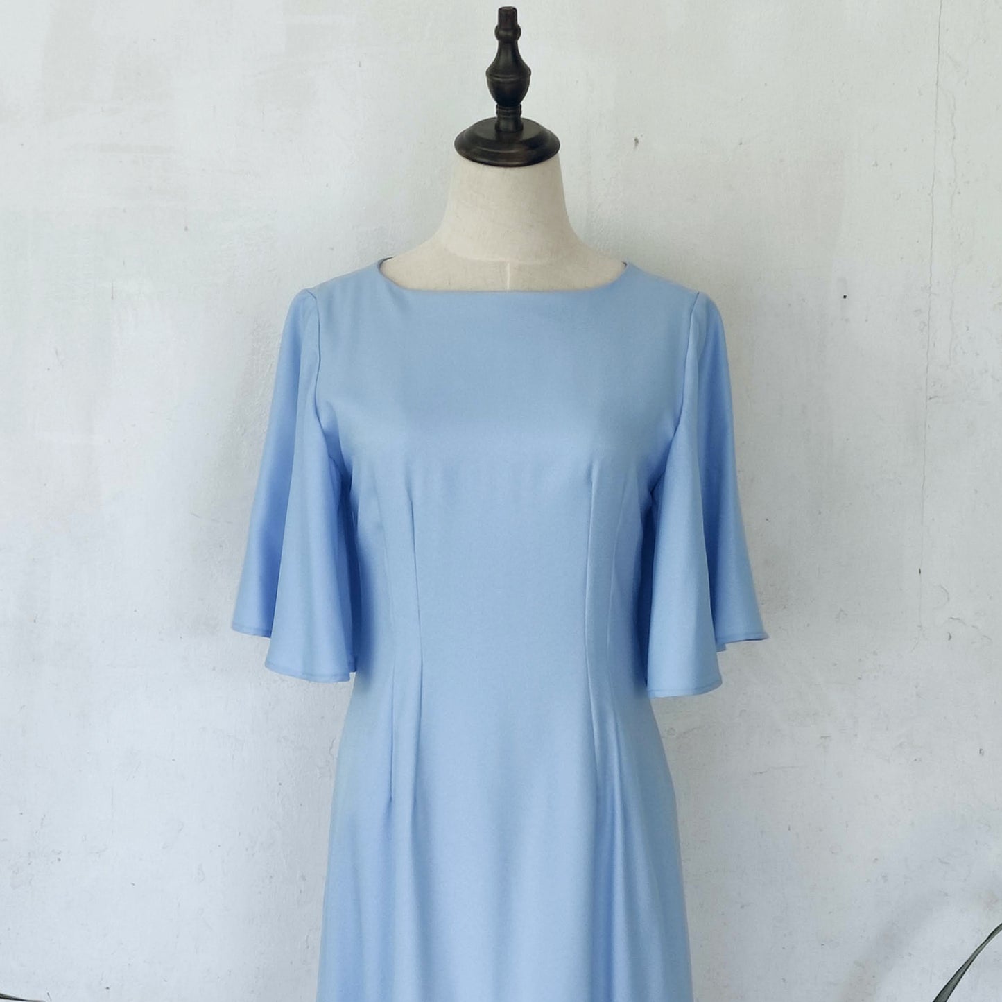 flutter sleeve midi dress | baby blue | posh affaires