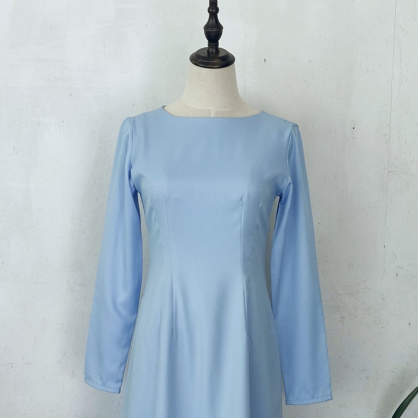 long sleeve midi dress | baby blue | posh affaires