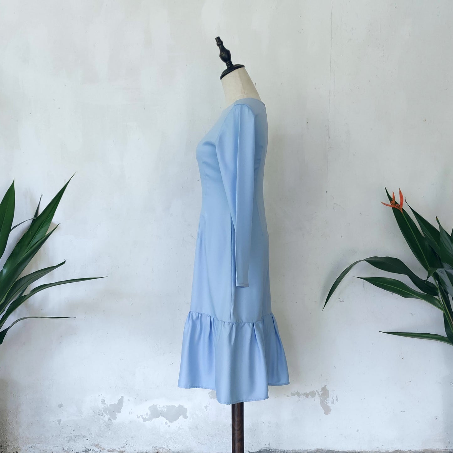 long sleeve midi dress | baby blue | posh affaires