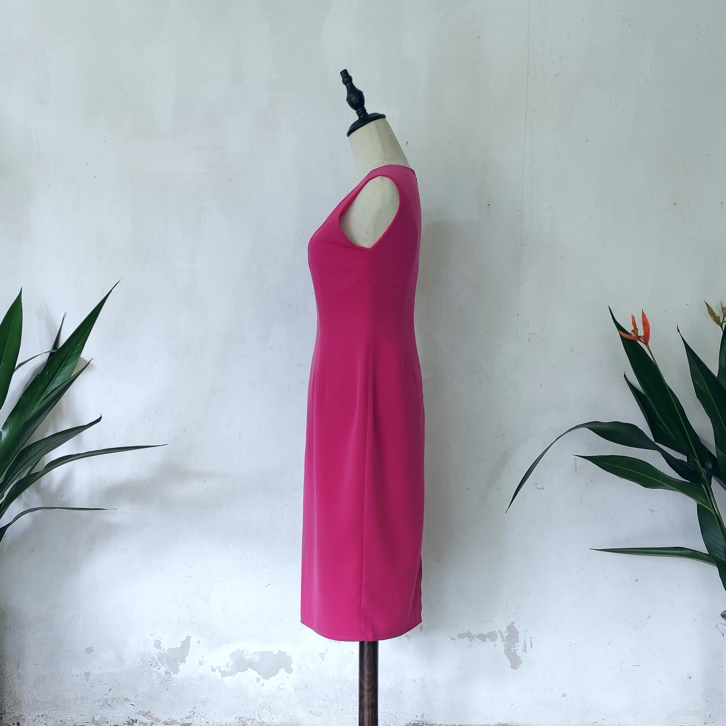sleeveless pencil midi dress | fuchsia | posh affaires