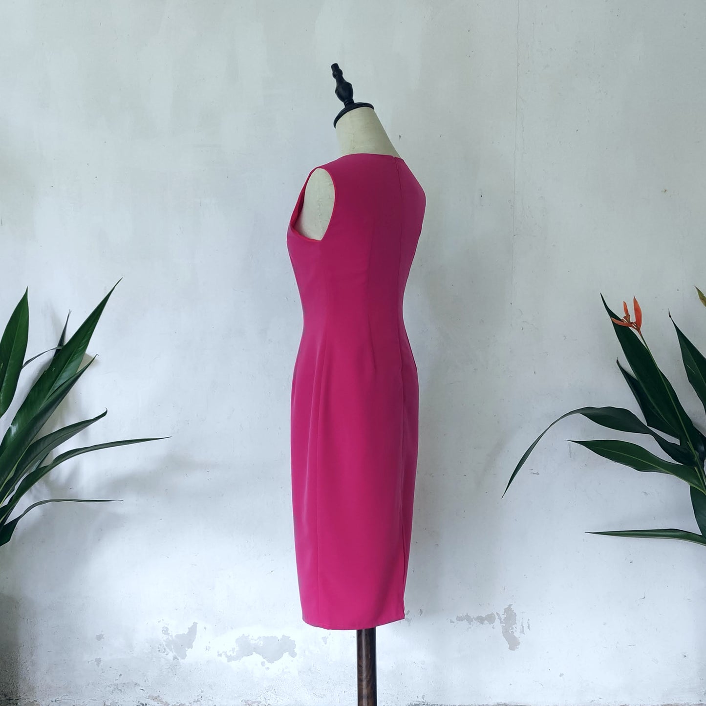 sleeveless pencil midi dress | fuchsia | posh affaires