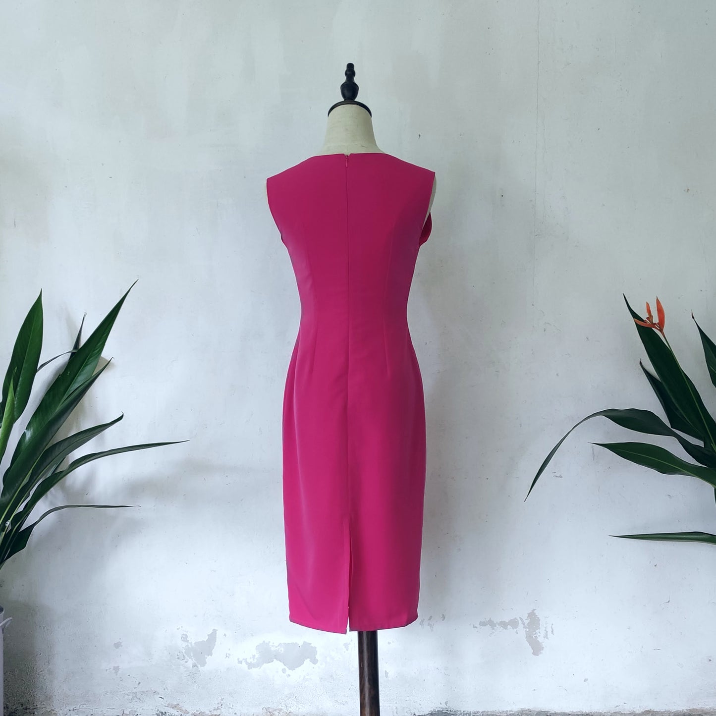 sleeveless pencil midi dress | fuchsia | posh affaires