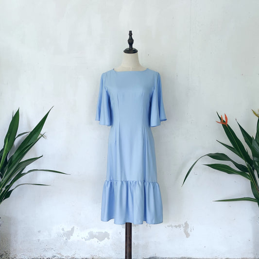 flutter sleeve midi dress | baby blue | posh affaires